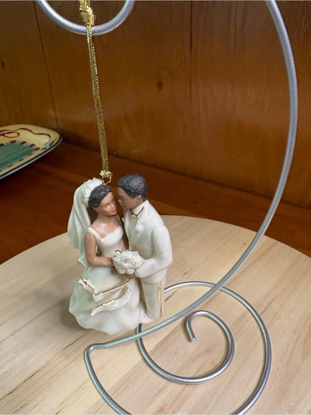 Lenox fine china bride and groom ornament, 2004 anniversary piece,